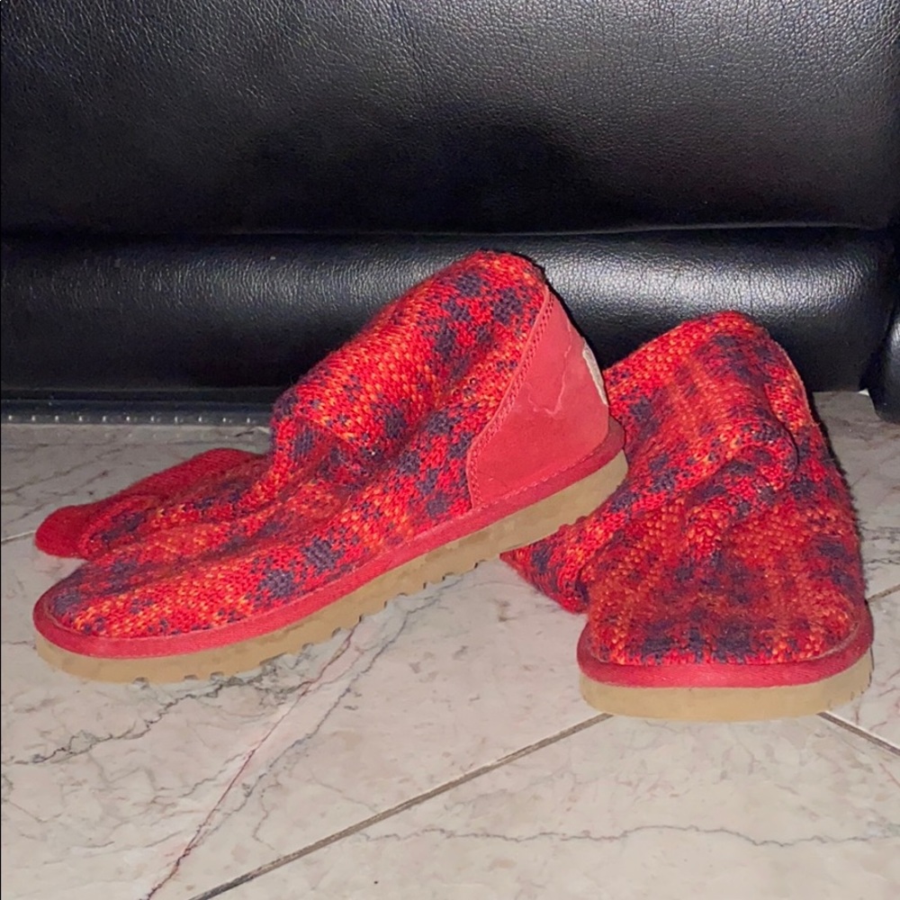 UGG knit boots Size 6